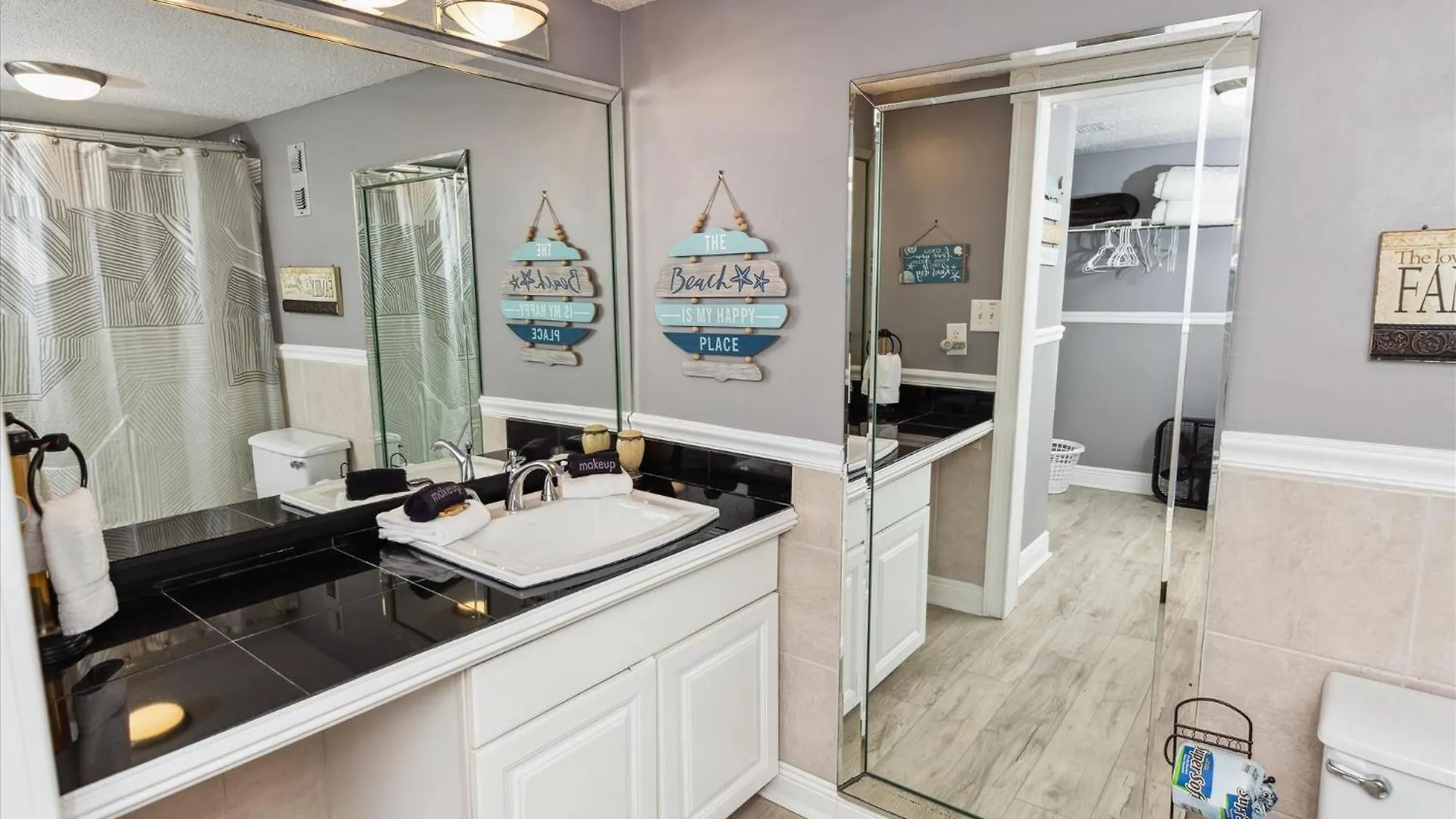 Shoreline Towers 1084- By Holiday Isle Properties Destin Apartment