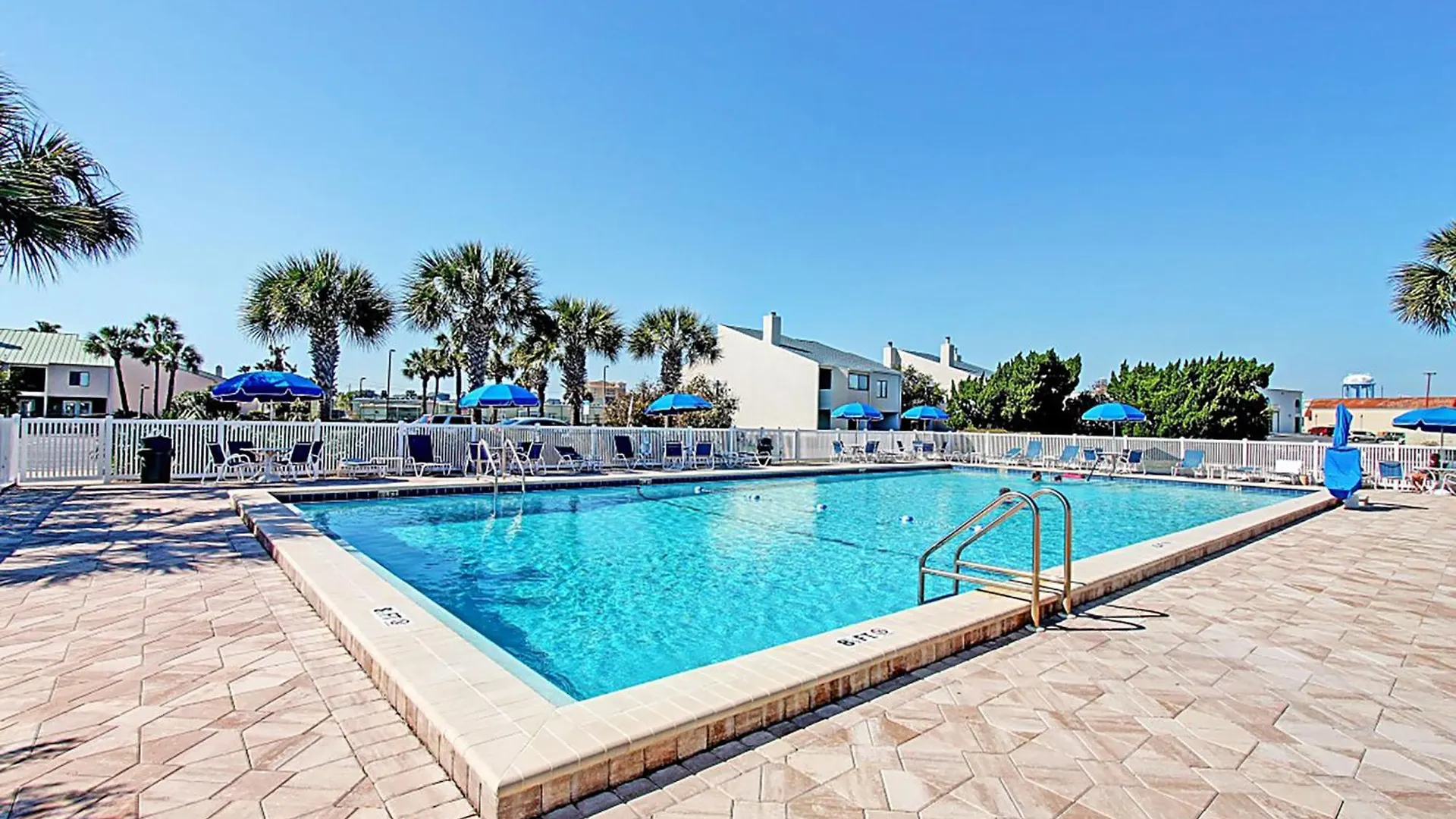 Shoreline Towers 1084- By Holiday Isle Properties Destin