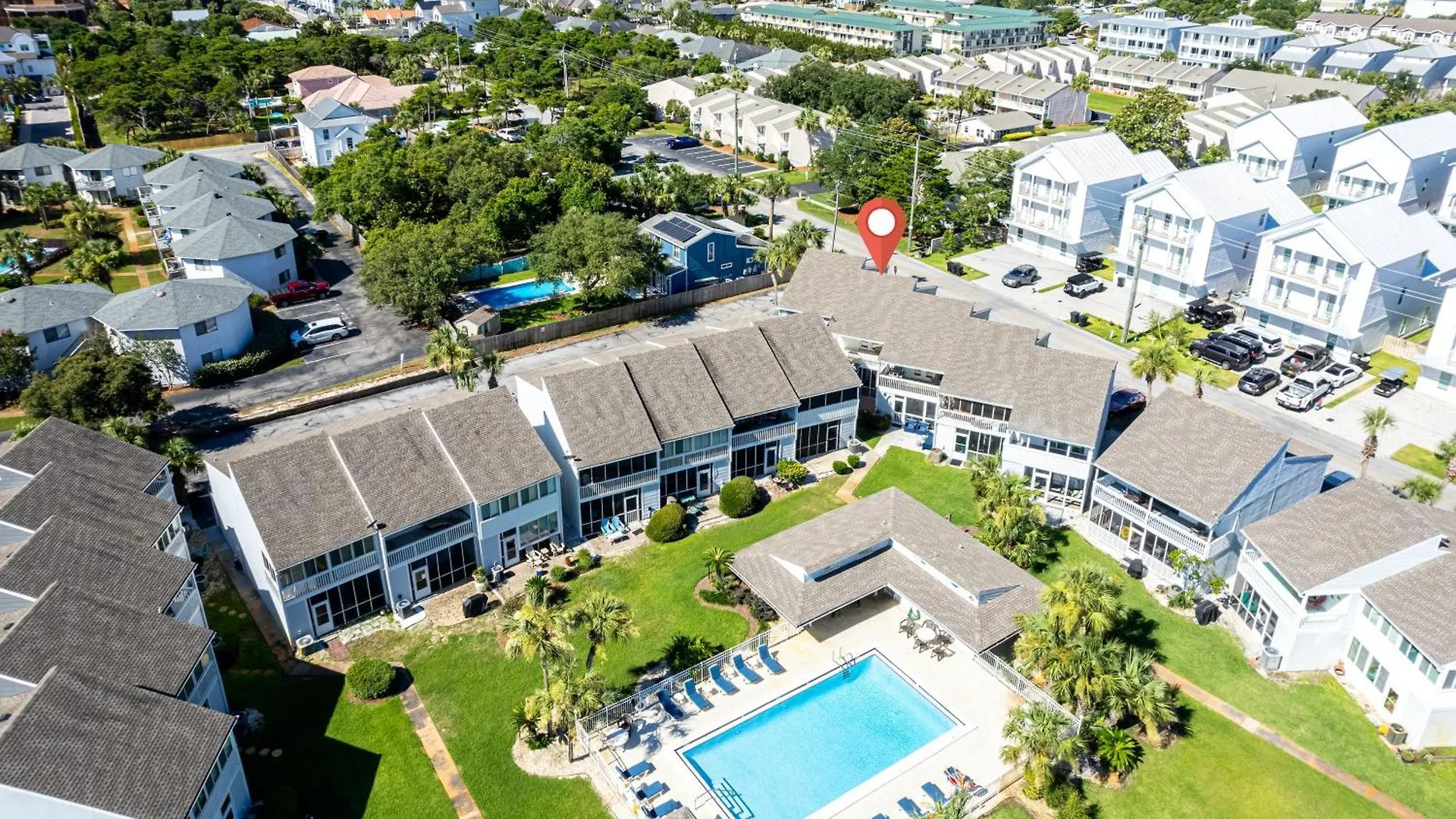 Shoreline Towers 1084- By Holiday Isle Properties Destin Apartment